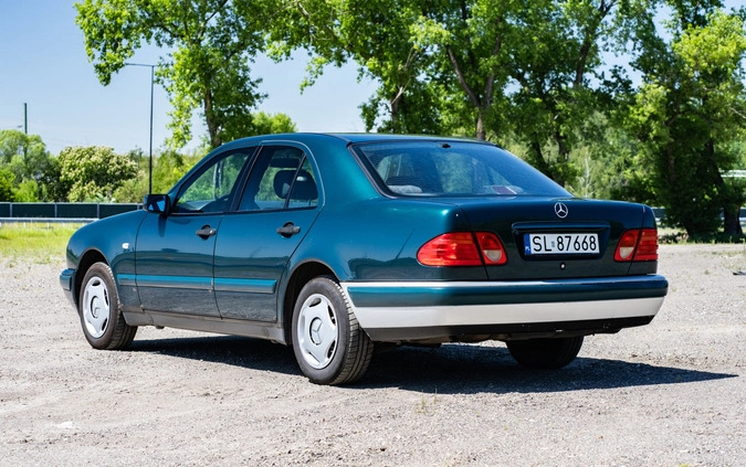 Mercedes-Benz Klasa E cena 6500 przebieg: 322000, rok produkcji 1998 z Poniec małe 631